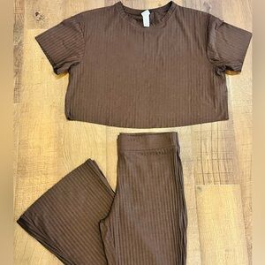 H&M Chocolate Ribbed Set